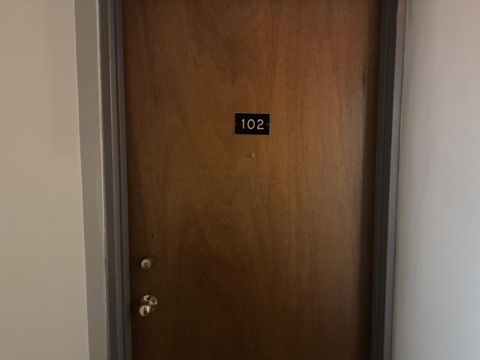 1112 Avenue Road 102