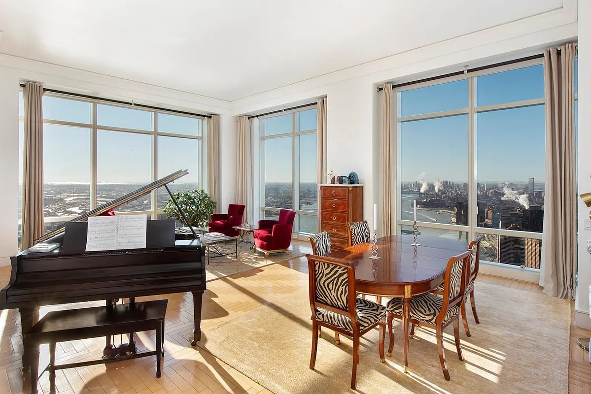 845 United Nations Plaza Unit: 82B