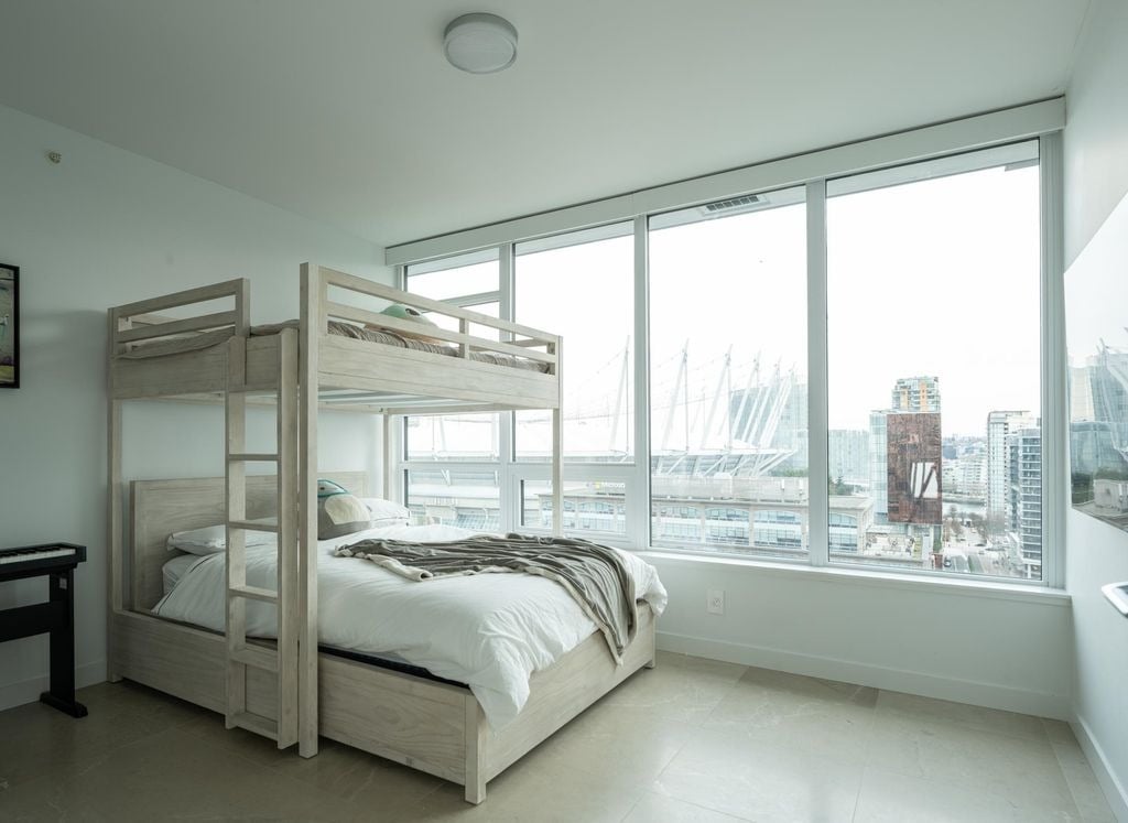 885 Cambie St, #1404
