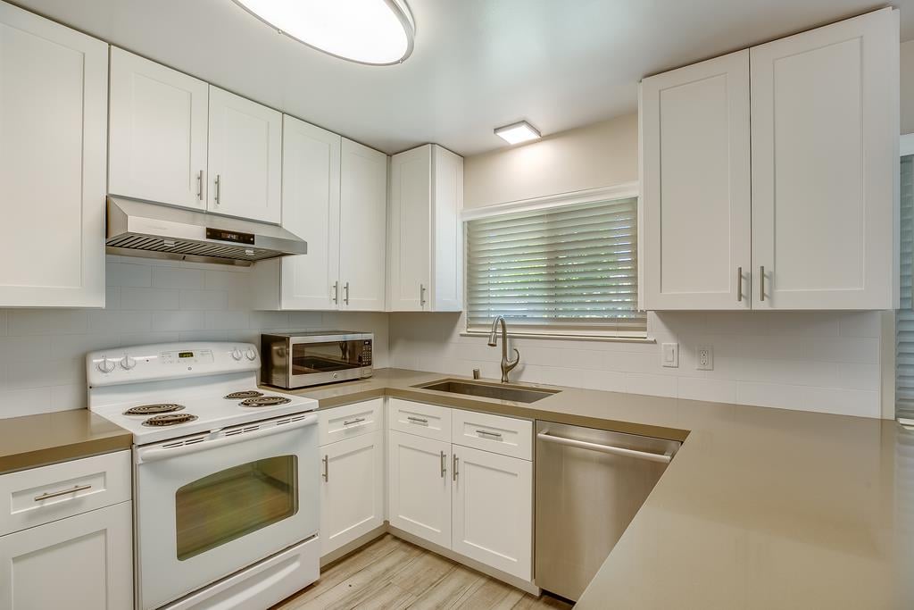245 Jo Dr