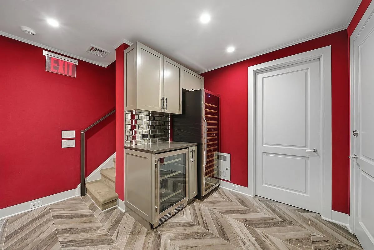 67 East 82nd Street