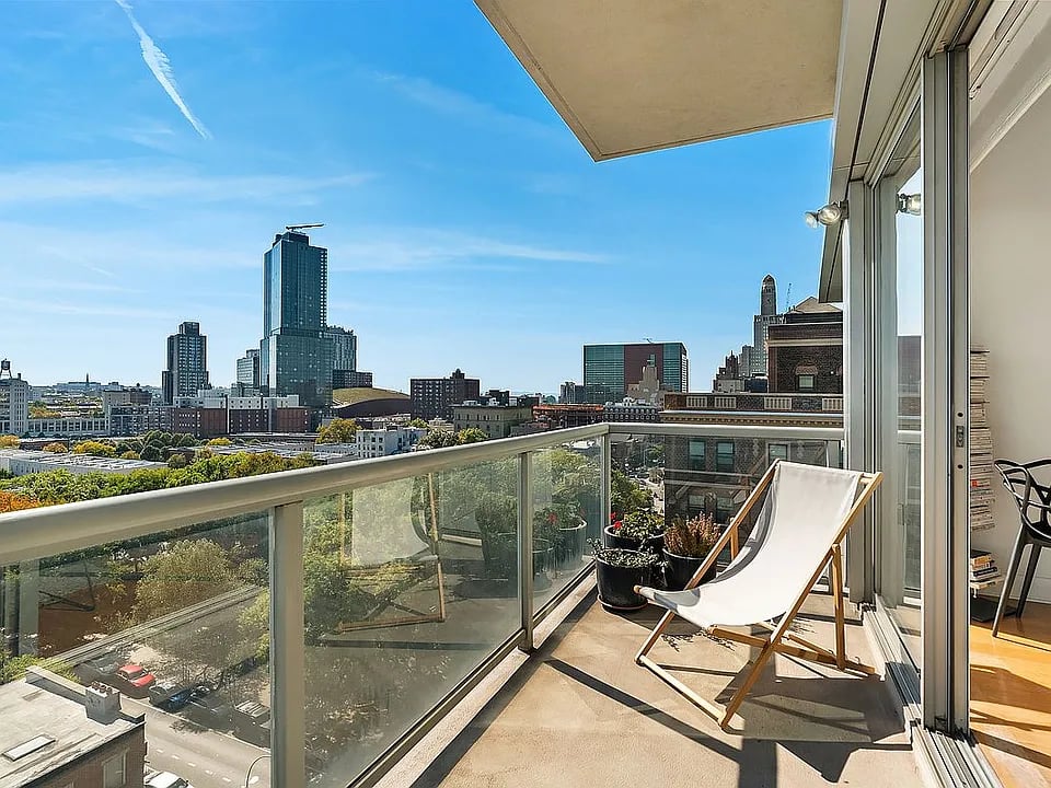 383 Carlton Avenue Unit: 8EAST