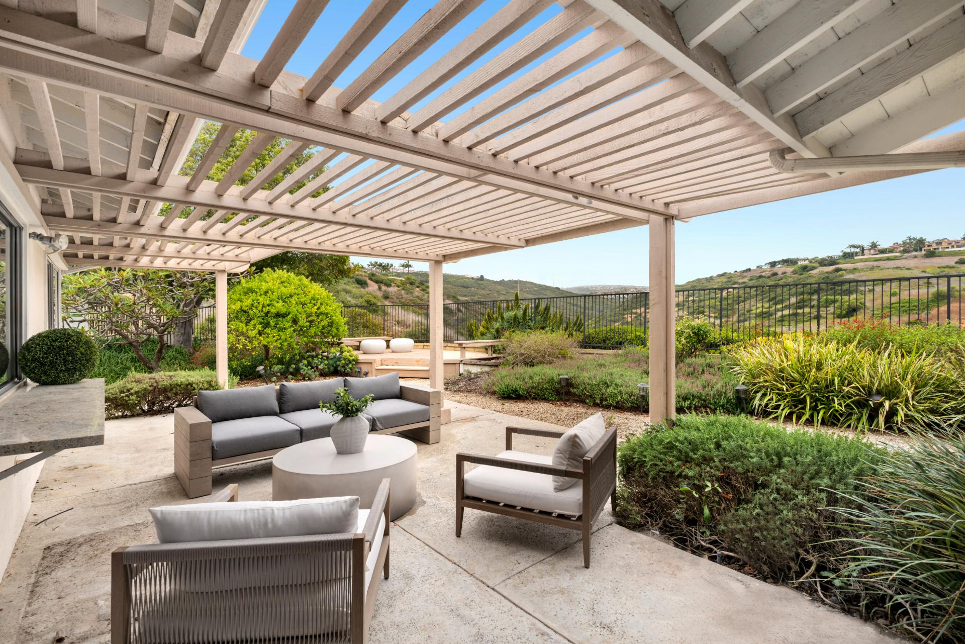 1606 Reef View Circle