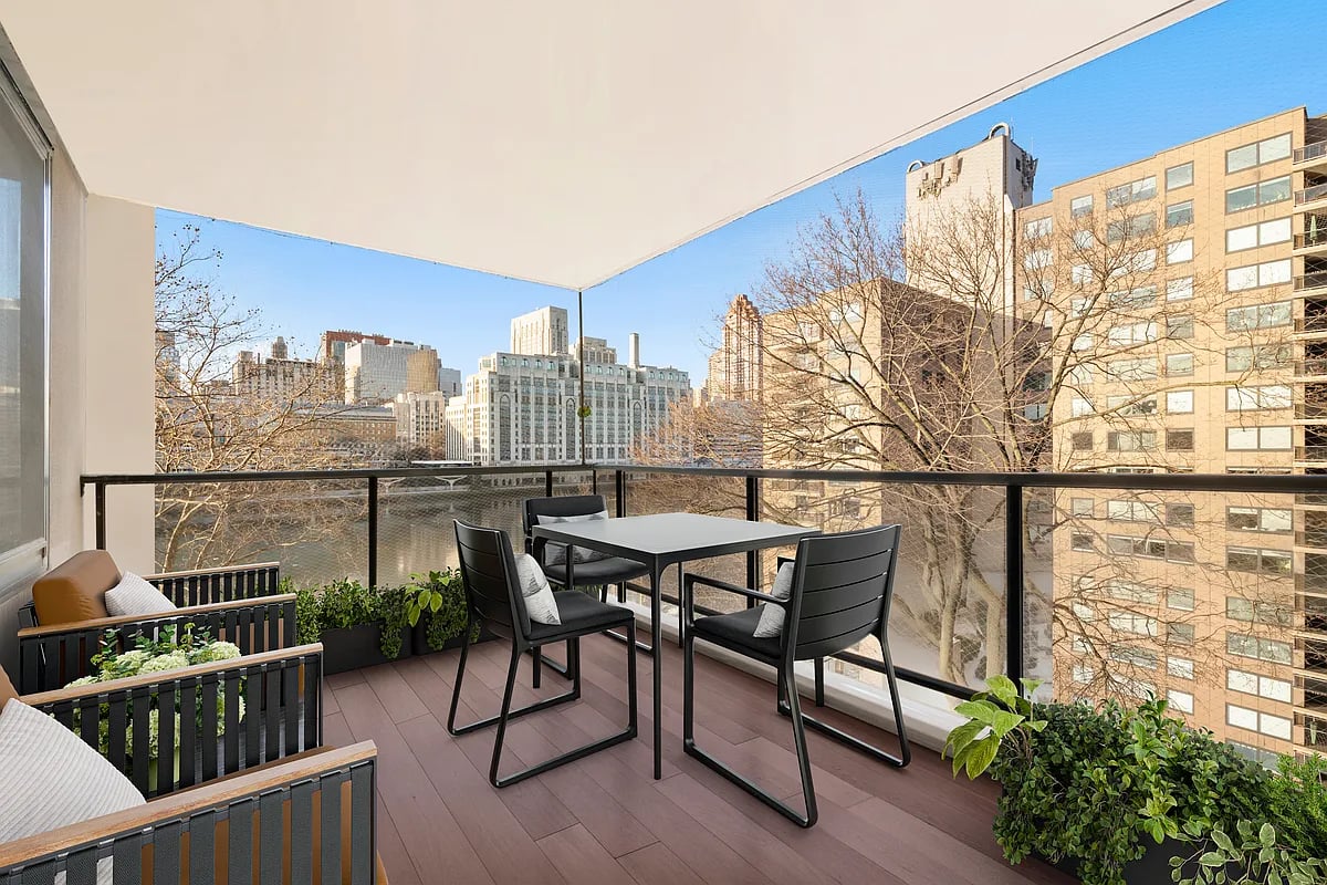 531 Main Street 509