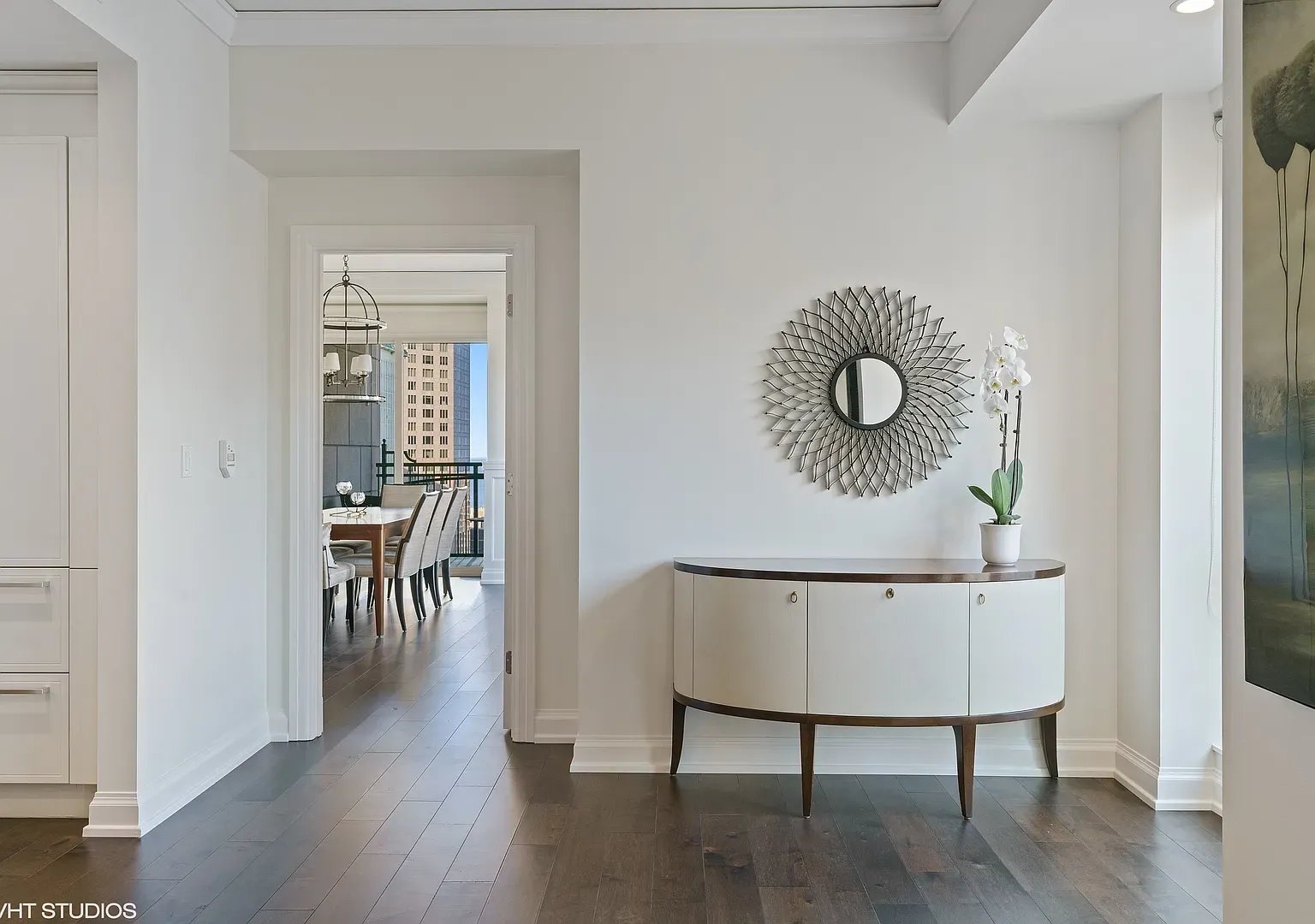 11 E Walton St APT 3201