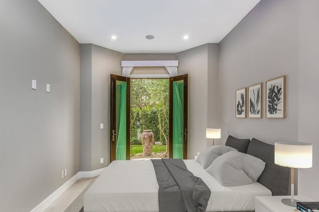 Retreat Oasis