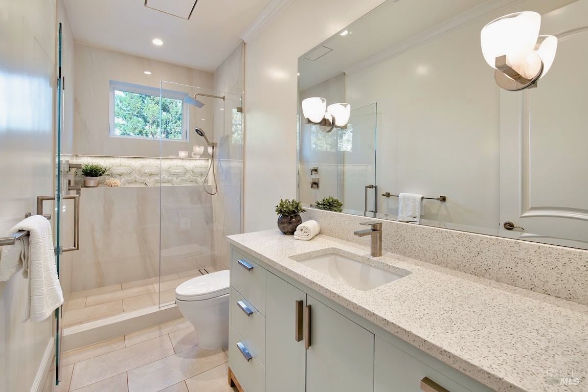 36 Evergreen Dr
