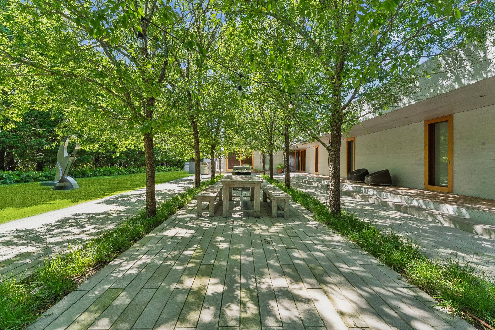 30 Bay Lane