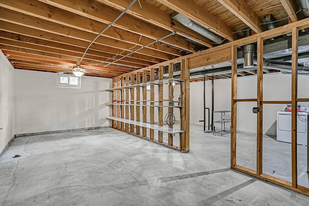 1602 Norwood Cir