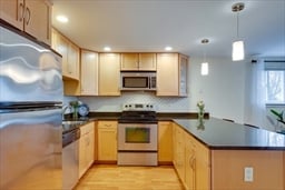 37 Kilby St
