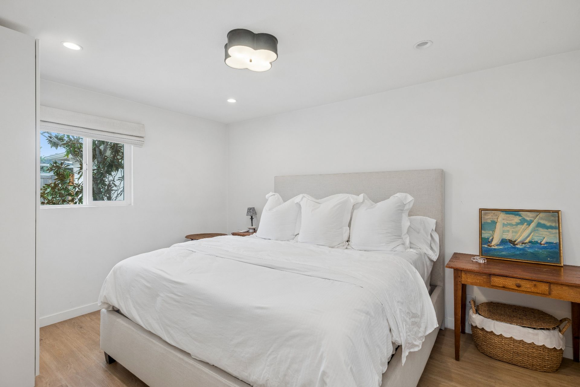 782 W 18th Street