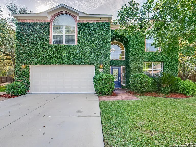 1903 Preakness Ln