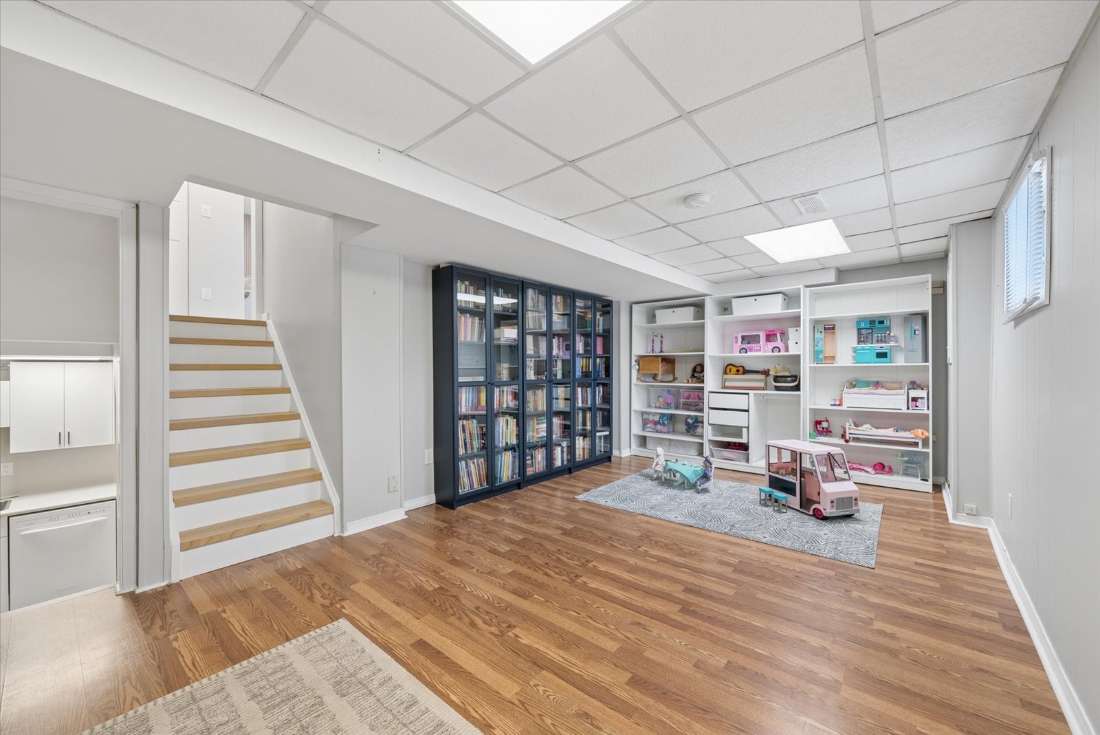 233 Fincham Ave 