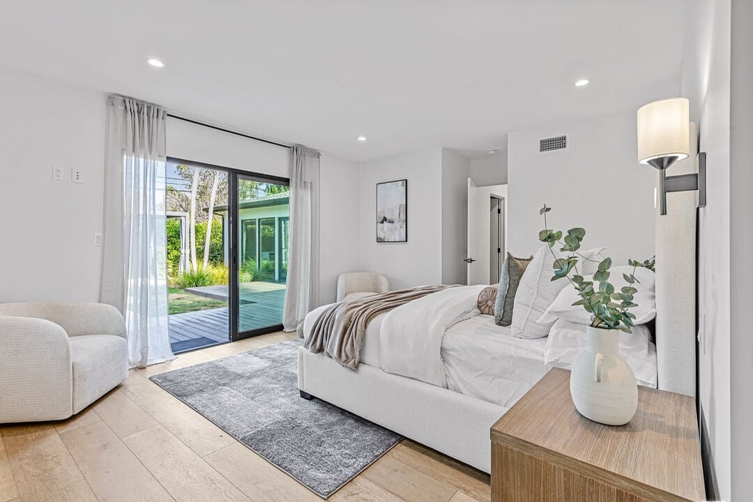 Zenith Reserve,Westcove Dr, 90049
