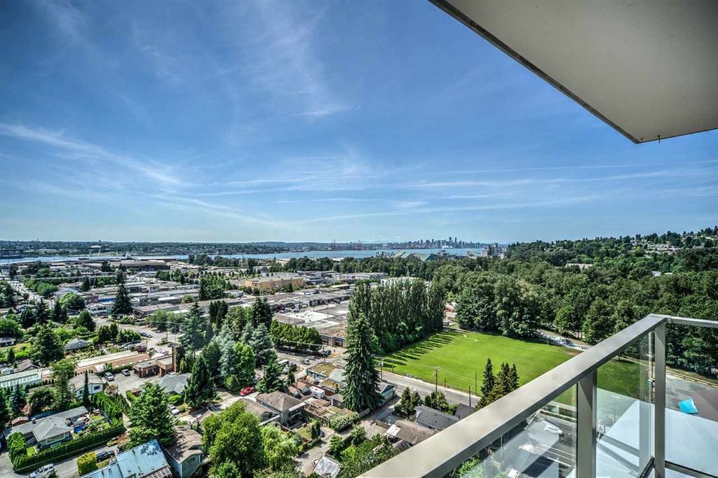 1550 Fern St, #1705