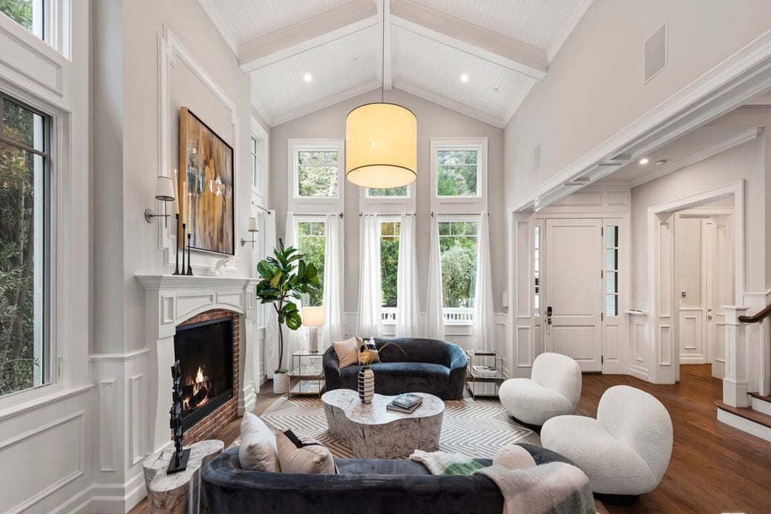 Luminor Heights, Laurel Canyon Blvd, 90046