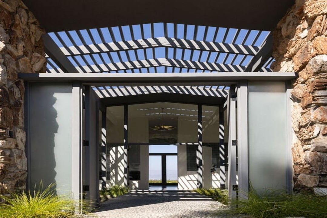 Crownfall Reserve, Edwin Dr, 90046