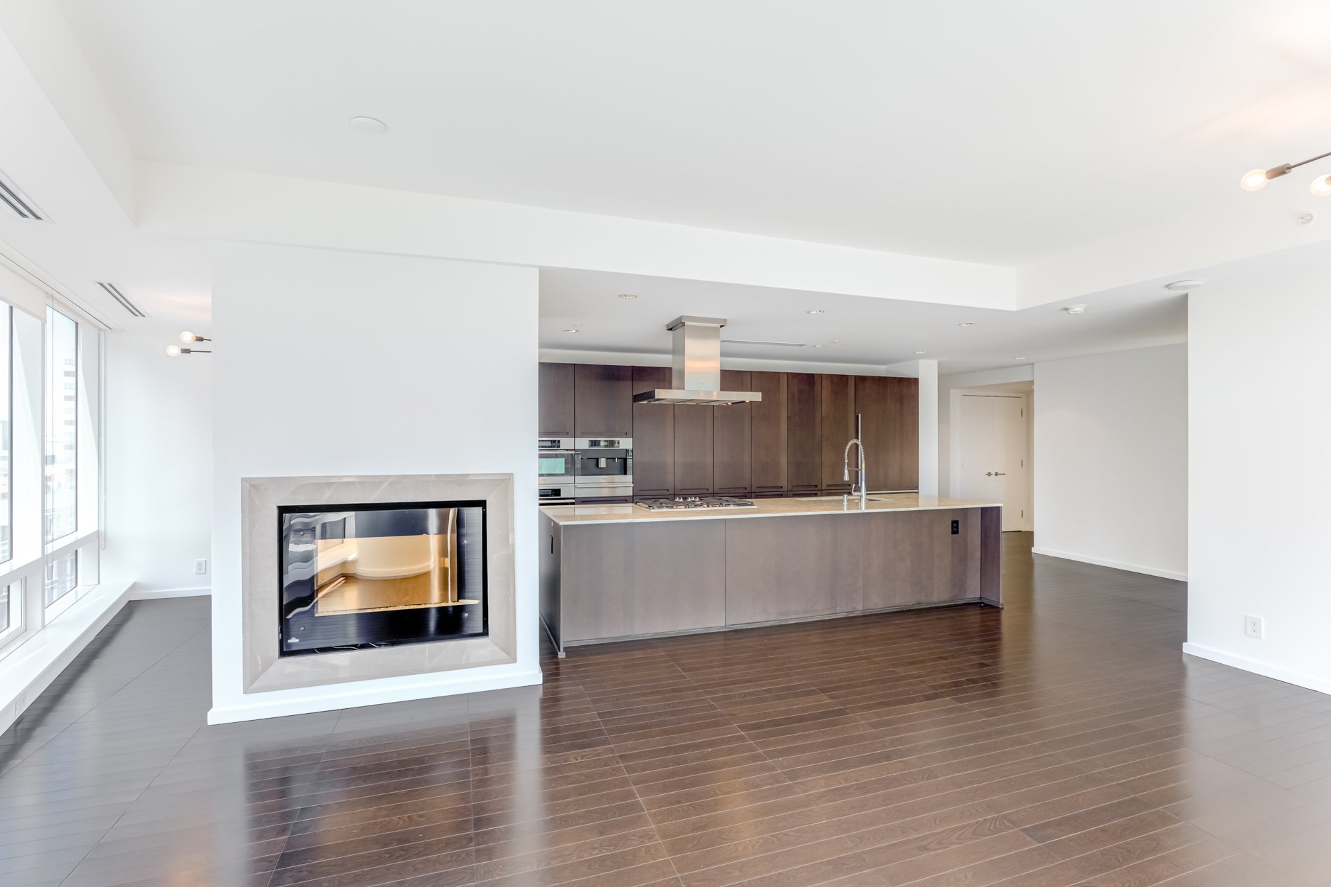Suite 2001- 180 University Avenue