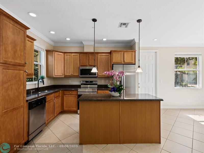 4068 Cascada Cir