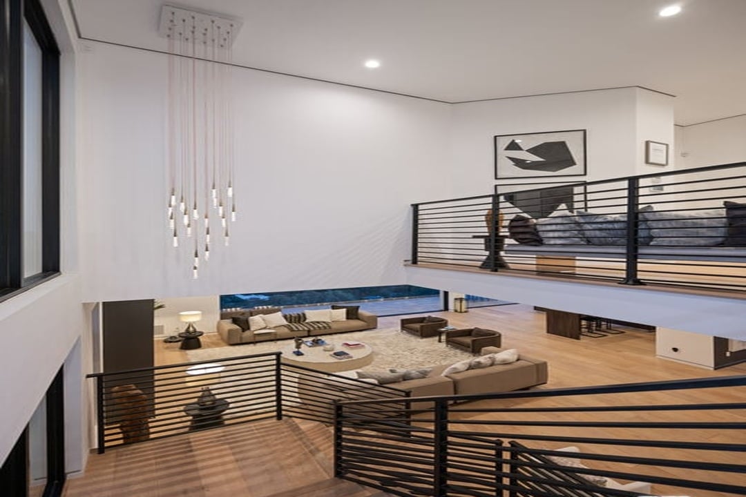 Aurelian Crest, Linda Flora Dr, 90049