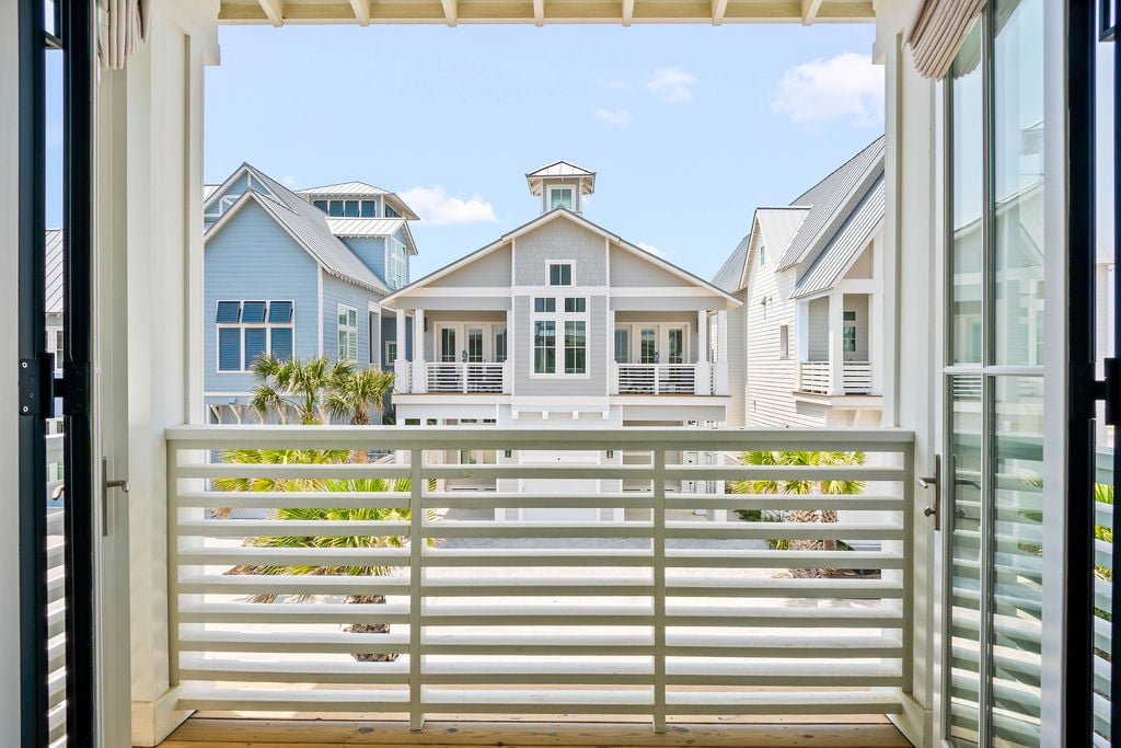 Coastline Drive - Custom Residence 
