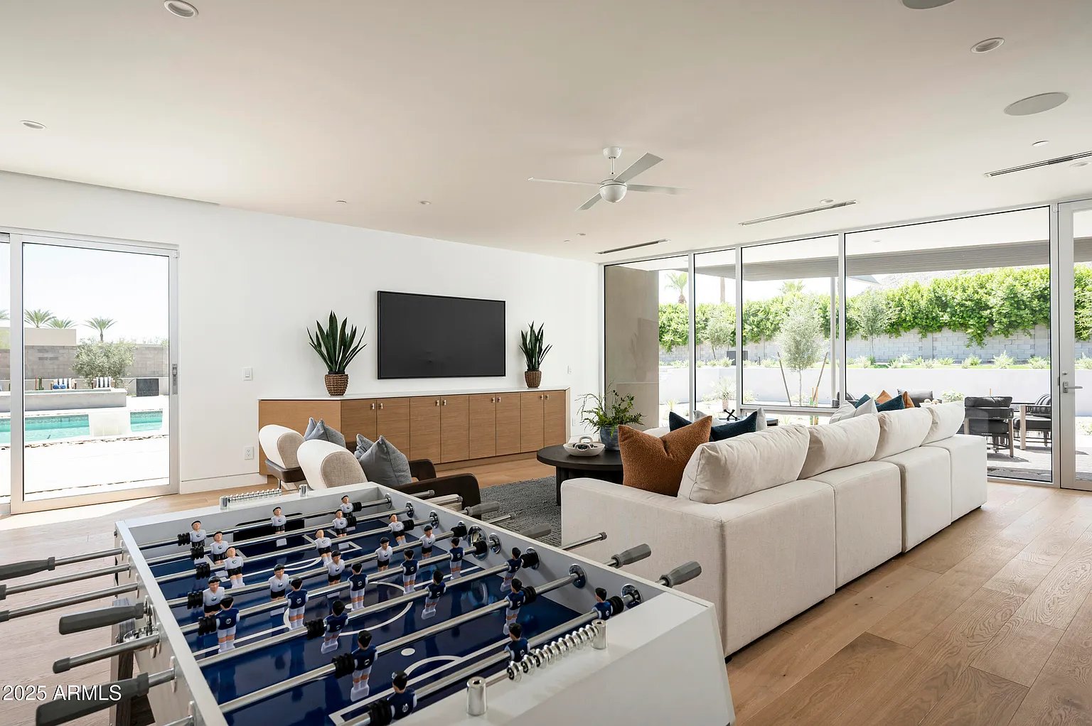 5120 N CASA BLANCA Drive