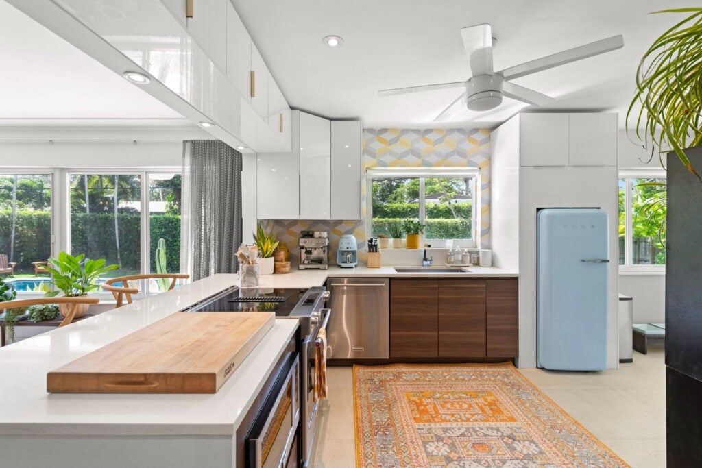 Miami Shores Stunner Lists by Daniel Falcon