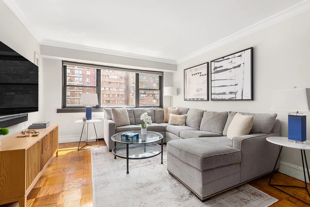 235 East 87th Street Unit: 10B