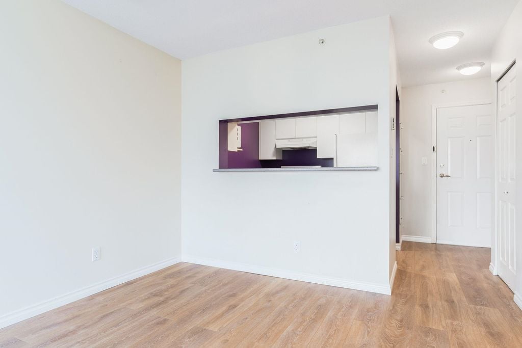 5189 Gaston St, #1701
