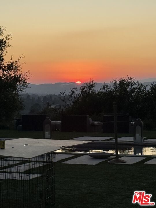 Stone Ridge Ln, 90077