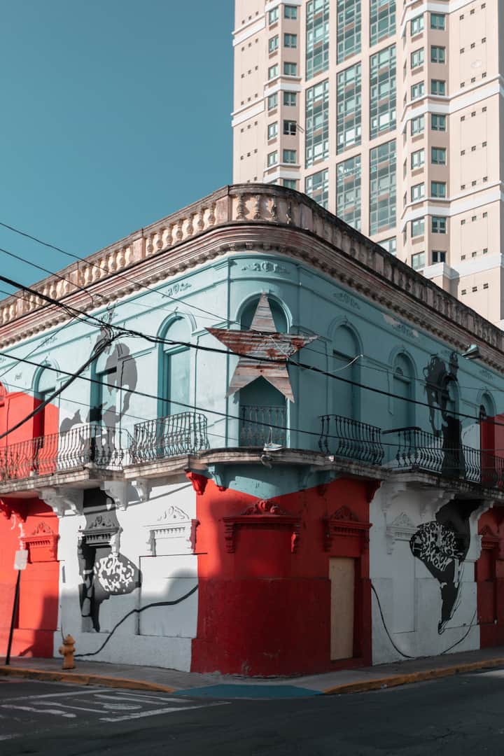 Beach House Apt 8 • King Studio w/ Kitchenette - Airbnb