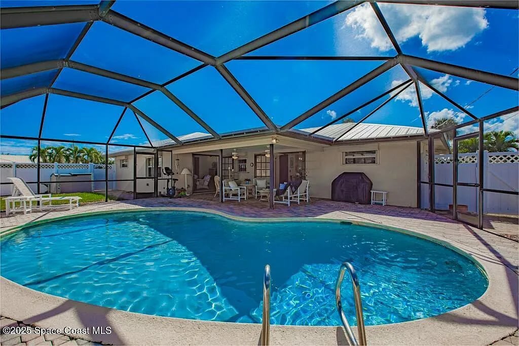 140 Satellite Ave