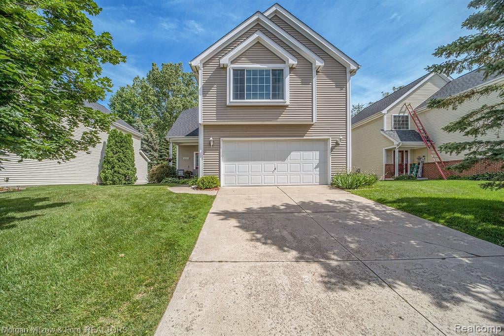 4664 Tiger Lily Trail