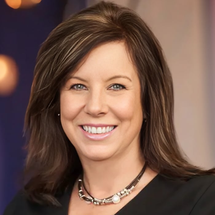 Cheryl Eckelman Montgomery, OH Real Estate Agent Headshot