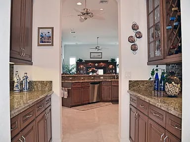 2263 SW Manele Pl