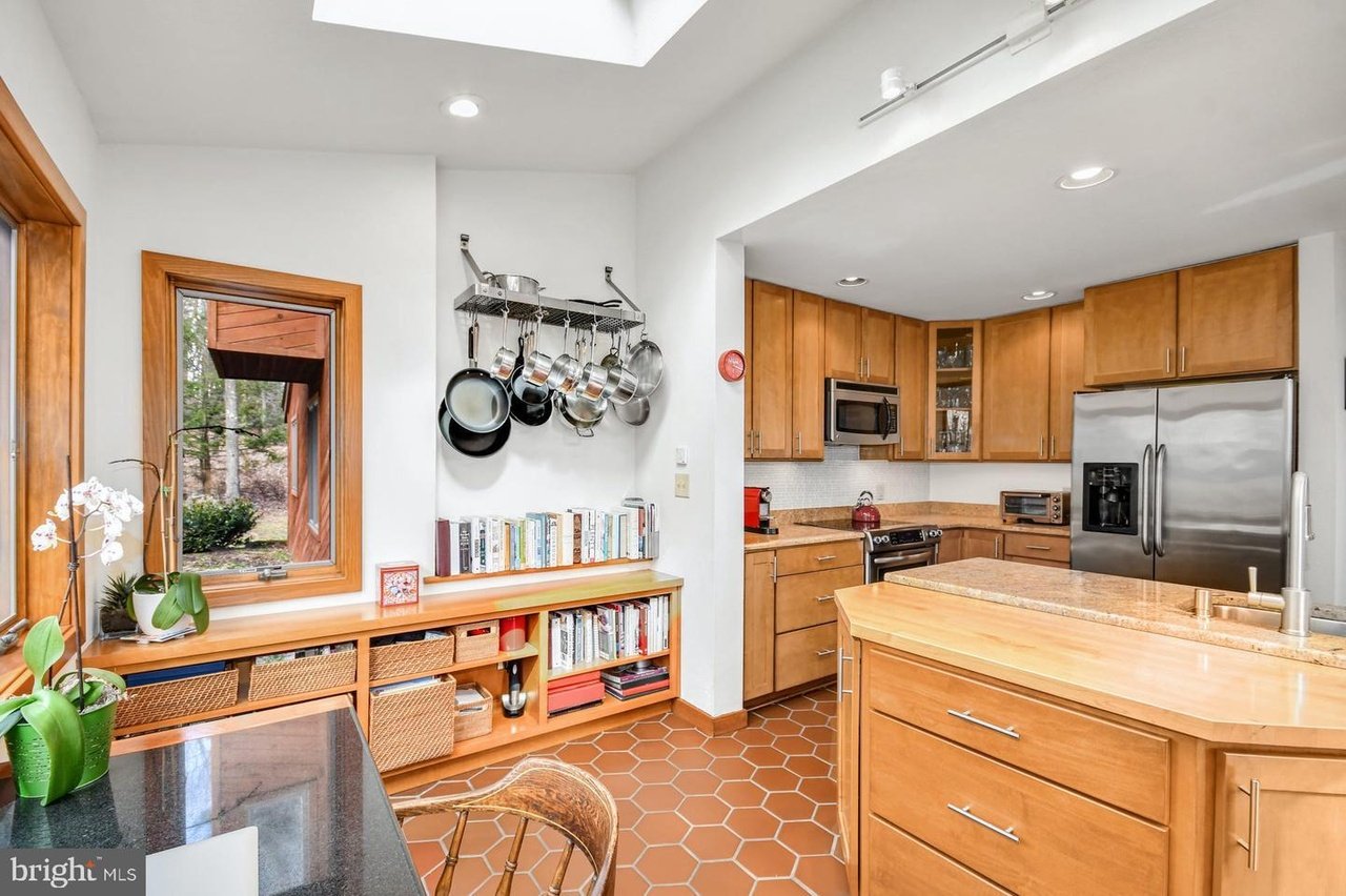 290 Steely Hill Rd