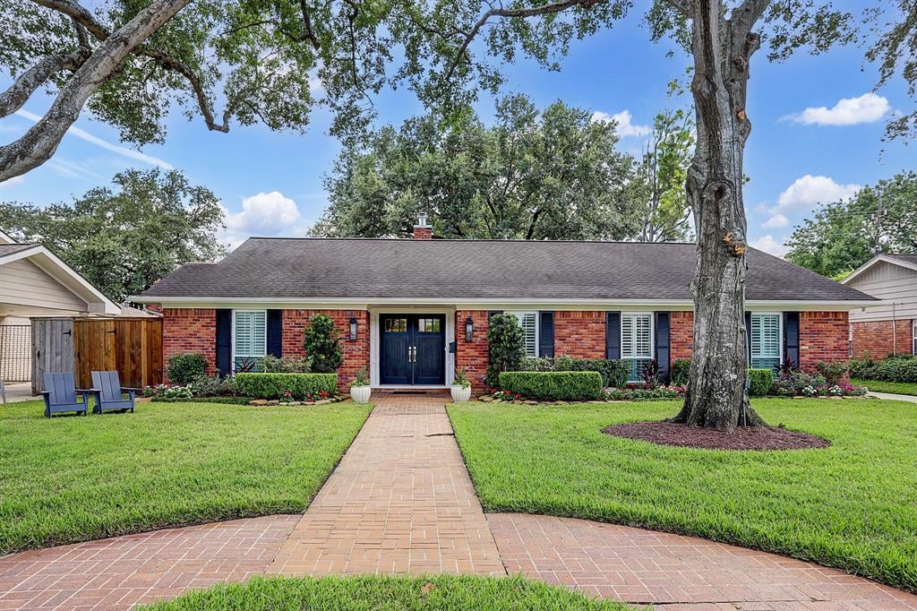 6143 Cedar Creek Dr
