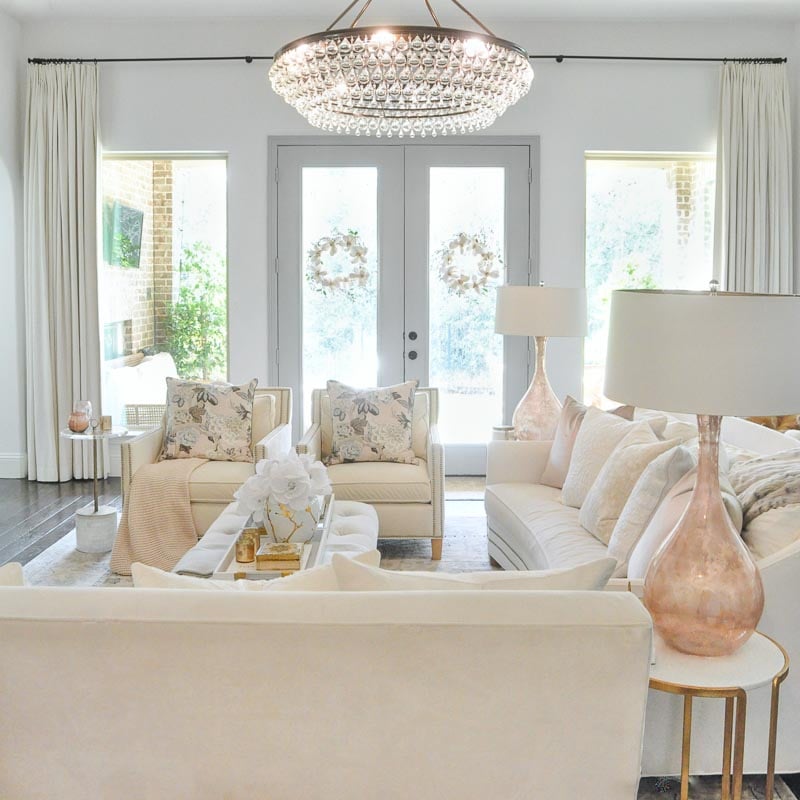 Bright, light-filled living room with soft neutral tones, creating a calm and welcoming space at the start of the new year.