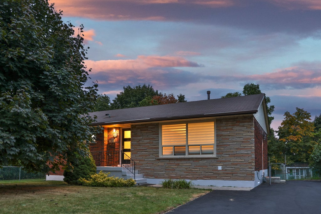 419 Erindale Drive, Burlington 