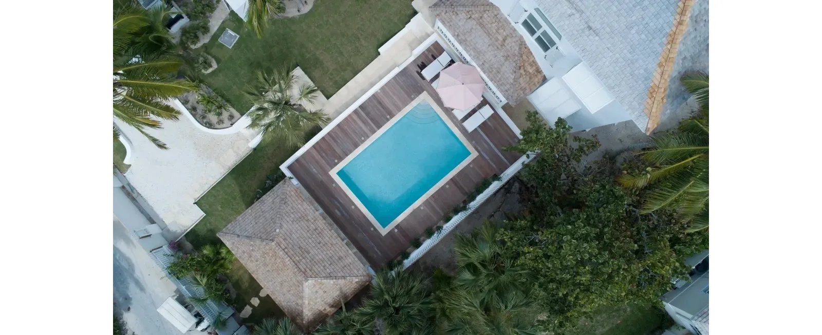 Beautiful Harbour Island Beachfront Villa
