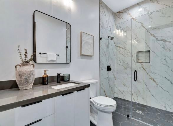 19513-19515 Cantara St