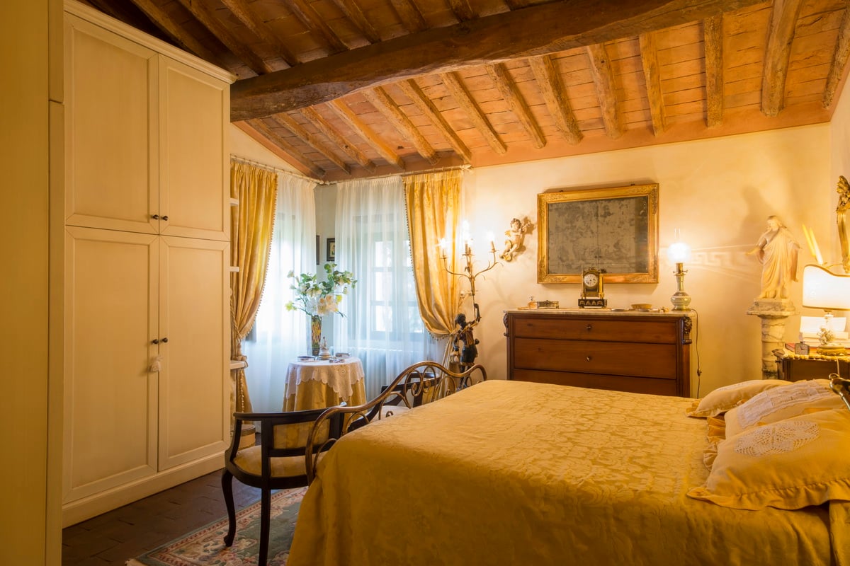 VILLA TOSCANA