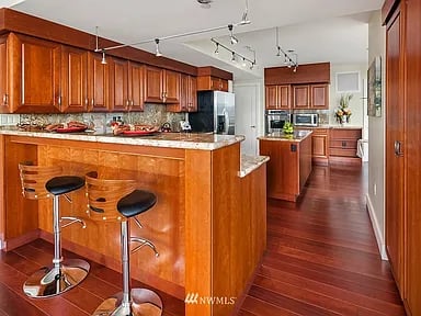 650 Bellevue Way NE # 3501