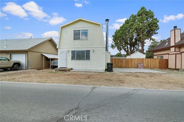 2141 State Ln