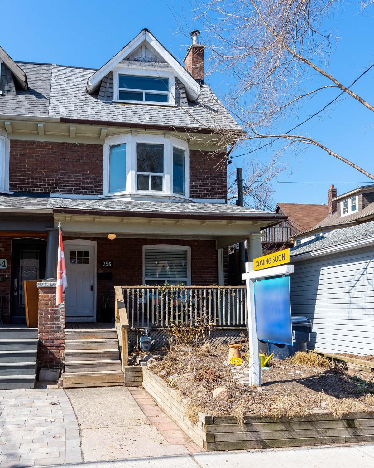 256 Woodbine Ave