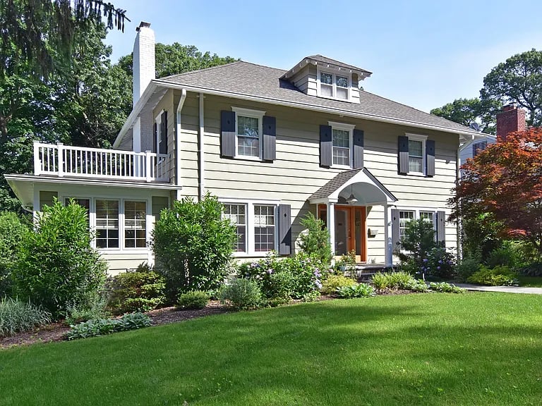 45 Harmon Ave
