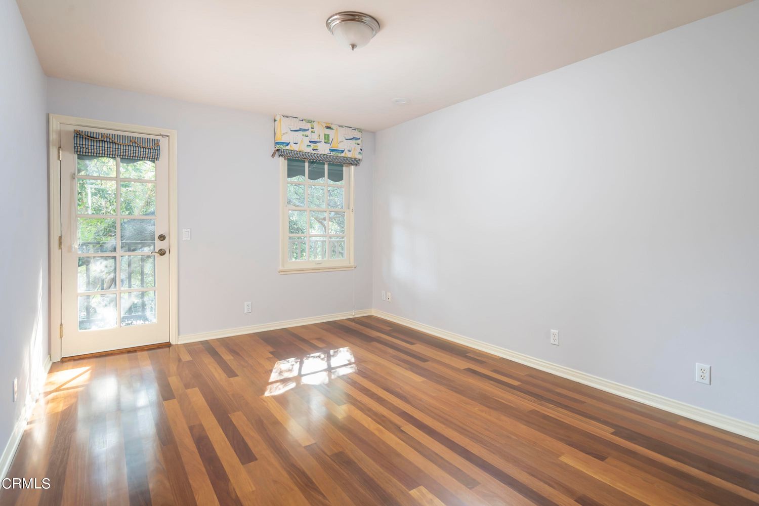59 W Orange Grove Ave