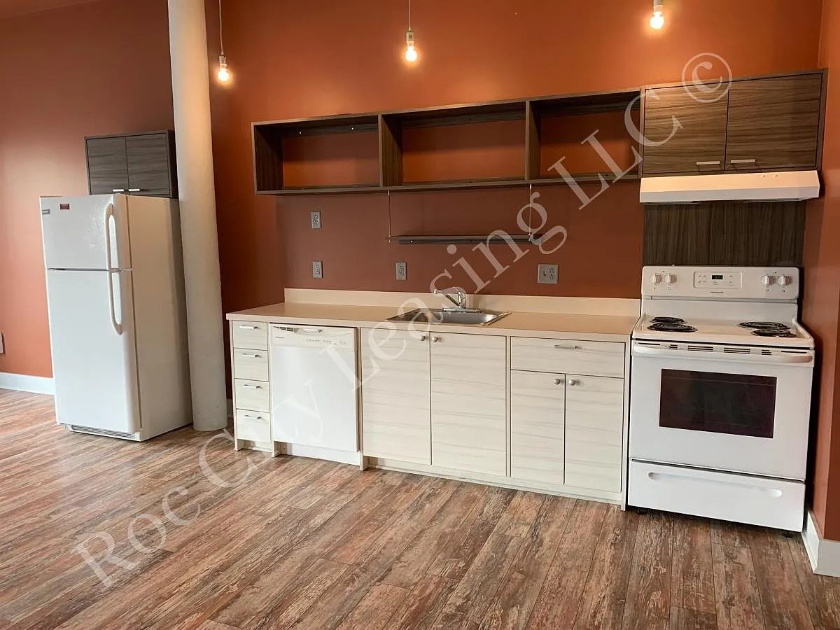 155 St Paul St #612