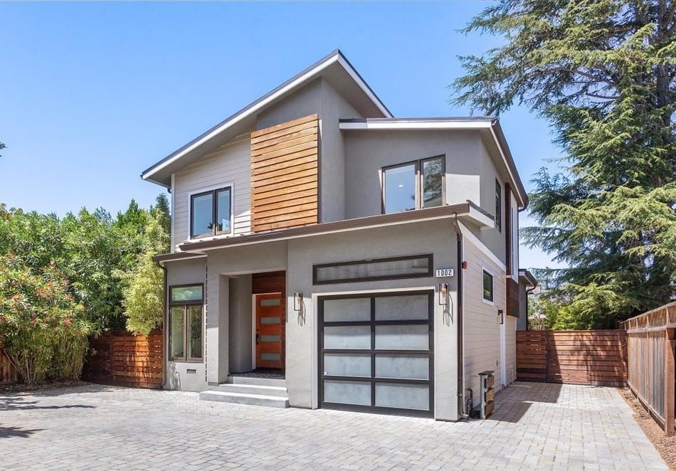 1002 Middle Avenue