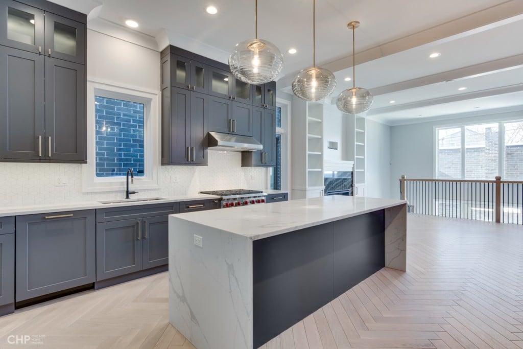Sold | 2520 N Marshfield | $1,687,500